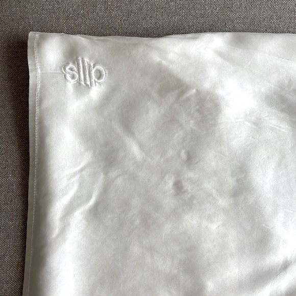SLIP 100% Pure Mulberry Silk Queen Envelope Pillowcase – Ivory – Like New - Picture 3 of 9